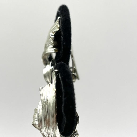 Earrings clip on 3 Pair Napier, Lisner, Marvella Designer gold & silver tone - Picture 7 of 10